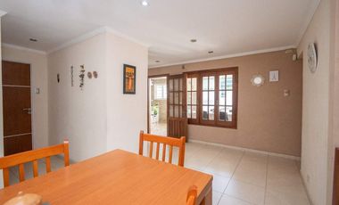 SE VENDE CASA A METROS DEL PARQUE FEDERAL