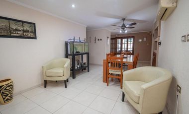 SE VENDE CASA A METROS DEL PARQUE FEDERAL