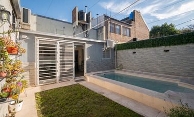 SE VENDE CASA A METROS DEL PARQUE FEDERAL