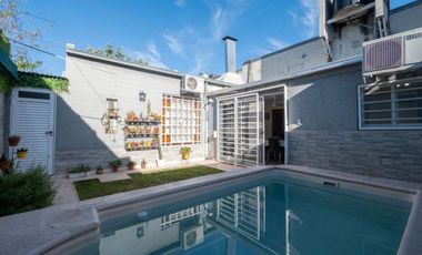 SE VENDE CASA A METROS DEL PARQUE FEDERAL