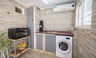 SE VENDE CASA A METROS DEL PARQUE FEDERAL