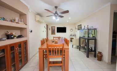 SE VENDE CASA A METROS DEL PARQUE FEDERAL