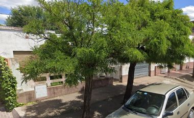 Casa a reciclar en venta - 3 Dormitorios 1 Baño - Salto