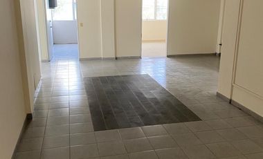 Venta/Renta bodega comercial, Lago Silverio, Mariano Escobedo