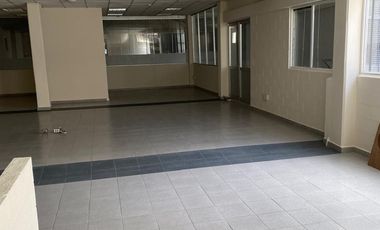 Venta/Renta bodega comercial, Lago Silverio, Mariano Escobedo