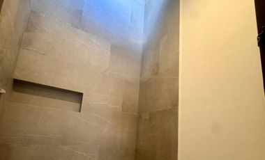 CASA EN VENTA CUMBRES ELITE PREMIER PRIVADA EVEREST