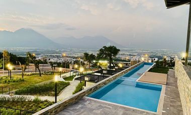 CASA EN VENTA CUMBRES ELITE PREMIER PRIVADA EVEREST