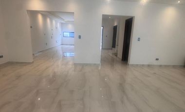 CASA EN VENTA CUMBRES ELITE PREMIER PRIVADA EVEREST