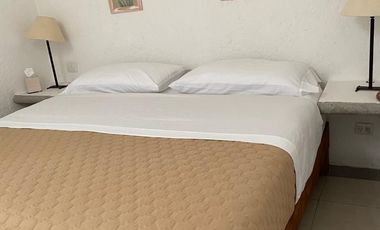 VENTA CASA EN CUERNAVACA EN COLINAS DE SANTA FE