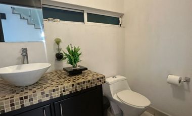 CASA AMUEBLADA EN RENTA EN FRESNOS TRES MARIAS, MORELIA