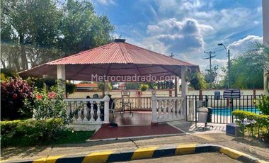 Vendo apartamento en el sur de cali barrio camino real unidad 3er piso