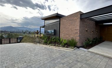 VENTA CASA EN PARCELACION EN EL RETIRO, SECTOR PANTANILLO