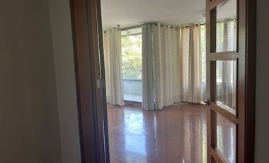 Pocuro  Llewellyn Jones , 2 estacionamientos, 2 bodegas.