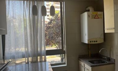 Pocuro  Llewellyn Jones , 2 estacionamientos, 2 bodegas.