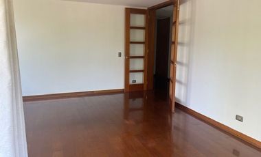 Pocuro  Llewellyn Jones , 2 estacionamientos, 2 bodegas.