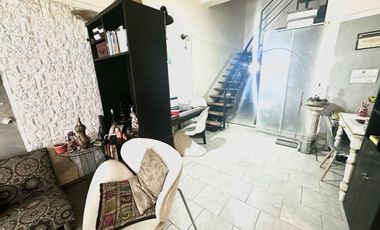 VENTA HERMOSO PH EN VILLA BALLESTER SIN EXPENSAS