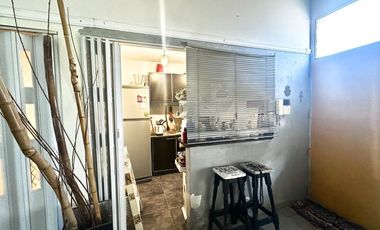 VENTA HERMOSO PH EN VILLA BALLESTER SIN EXPENSAS