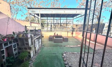 VENTA HERMOSO PH EN VILLA BALLESTER SIN EXPENSAS