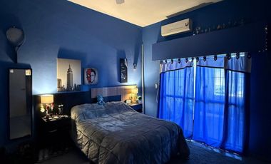 VENTA CASA MULTIFAMILIAR EN MATADEROS CON COCHERA