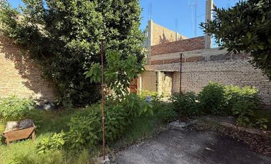 VENTA CASA MULTIFAMILIAR EN MATADEROS CON COCHERA