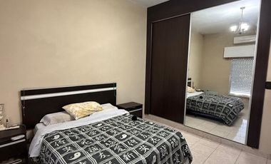 VENTA CASA MULTIFAMILIAR EN MATADEROS CON COCHERA