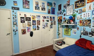 VENTA CASA MULTIFAMILIAR EN MATADEROS CON COCHERA