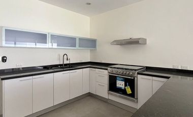 CASA EN VENTA EN PRIVADA RESIDENCIAL, CHOLUL, MÉRIDA