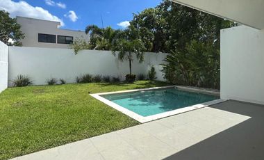 CASA EN VENTA EN PRIVADA RESIDENCIAL, CHOLUL, MÉRIDA