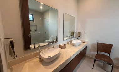 CASA EN ESQUINA EN VENTA, PRIVADA RESIDENCIAL EN ALTABRISA, MÉRIDA, YUCATÁN