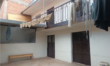 VENDO CASA/LOTE 150 M2 2DO DE TTIO CUSCO