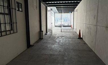 EXCELENTE OFICINA EN PLANTA BAJA  DE 40 M2 EN SATELITE