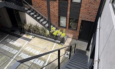 OFICINA EN RENTA 45M2 CON TERRAZA EN SATELITE