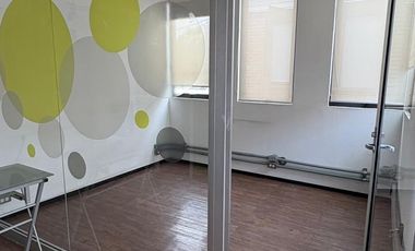OFICINA EN RENTA 45M2 CON TERRAZA EN SATELITE