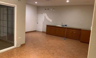 CASA EN VENTA HABITACIONAL O PARA NEGOCIO