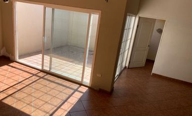 CASA EN VENTA HABITACIONAL O PARA NEGOCIO