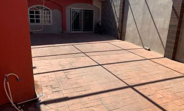 CASA EN VENTA HABITACIONAL O PARA NEGOCIO