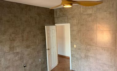CASA EN VENTA HABITACIONAL O PARA NEGOCIO