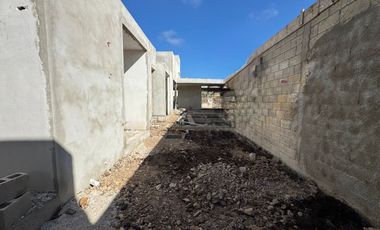 CASA EN VENTA MERIDA, XCANATUN, PRIVADA ADANA, MOD. ARENA, FEBRERO 2026.
