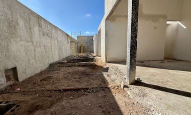 CASA EN VENTA MERIDA, XCANATUN, PRIVADA ADANA, MOD. ARENA, FEBRERO 2026.