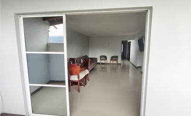 CASA EN VENTA UBICADA EN ARANJUEZ CON ACABADOS MORDERNOS