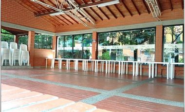 Casa en Sabaneta en unidad cerrada cerca a Mayorca