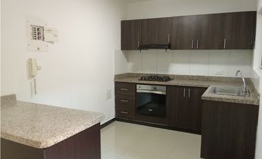 SE ARRIENDA CASA FAMILIAR EN CONJUNTO CERRADO, SANTA MARTA