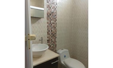 SE ARRIENDA CASA FAMILIAR EN CONJUNTO CERRADO, SANTA MARTA