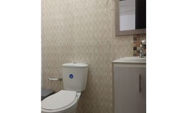 SE ARRIENDA CASA FAMILIAR EN CONJUNTO CERRADO, SANTA MARTA