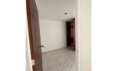 VENDEMOS CASA CONJUNTO CERCA DE MAKRO VILLAVICENCIO-META