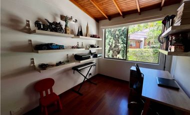 SE VENDE CASA EN ENVIGADO CUMBRES UNIDAD CERRADA