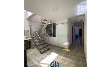 SE VENDE CASA BIFAMILIAR ESQUINERA EN EL CONJUNTO CERRADO VILLA TOLEDO