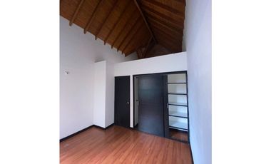COMPRA ESTA HERMOSA CASA EN VENTA EN SURAMERICA MUY PRIVADA