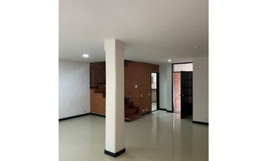 COMPRA ESTA HERMOSA CASA EN VENTA EN SURAMERICA MUY PRIVADA