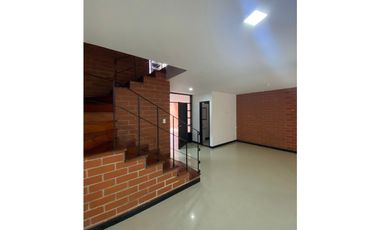 COMPRA ESTA HERMOSA CASA EN VENTA EN SURAMERICA MUY PRIVADA